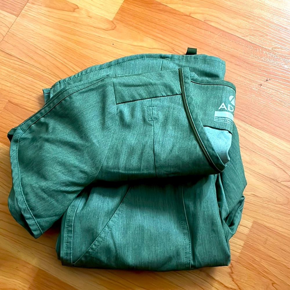 Adar scrub set